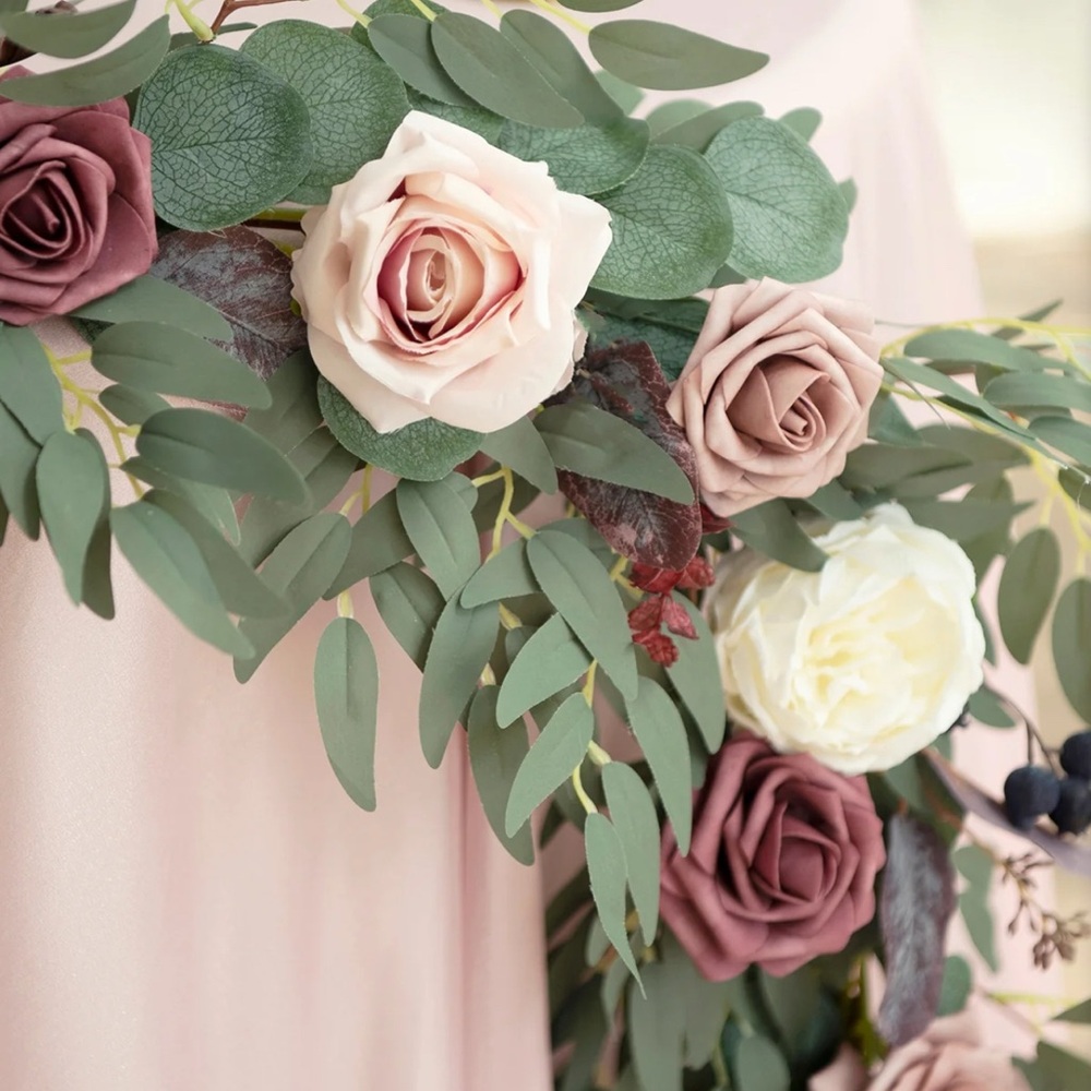 Ling's Moment Mauve & Rose Garland - 9 ft - Picture 2 of 6